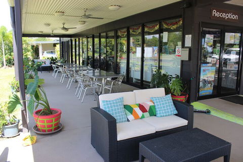 Dunk Island View Caravan Park - Holiday Adelaide 7