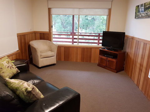 Driftwood Strahan Villas - Holiday Adelaide 6