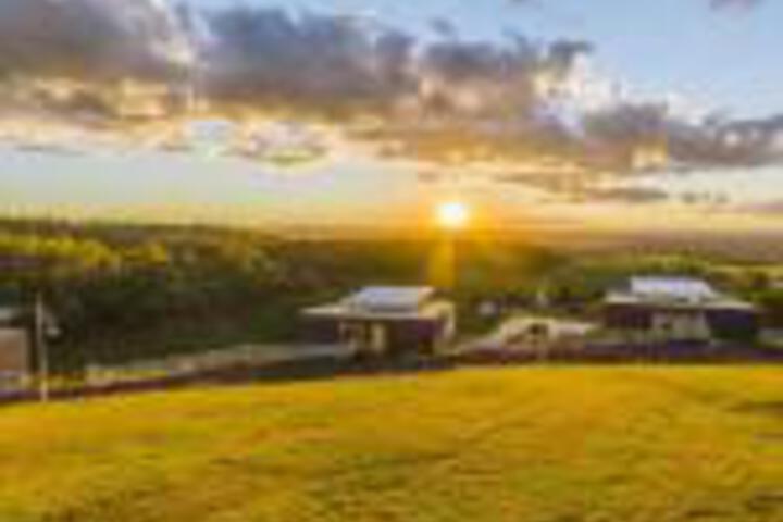 Mount Berryman QLD Holiday Adelaide