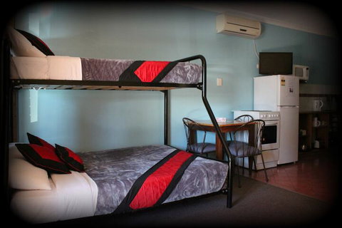 York Motel - Holiday Adelaide 7