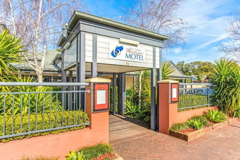 Berry Village Boutique Motel - Holiday Adelaide 2