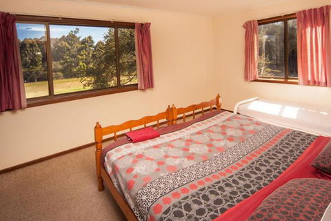 Billa Billa Farm Cottages - Holiday Adelaide 5
