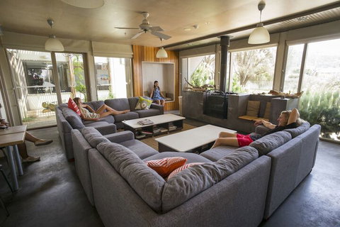 Apollo Bay Eco YHA - Hostel - Holiday Adelaide 4