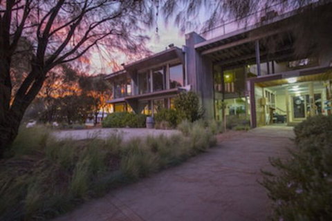 Apollo Bay Eco YHA - Hostel - Holiday Adelaide 0