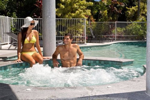 Surfers Mayfair - Holiday Adelaide 1