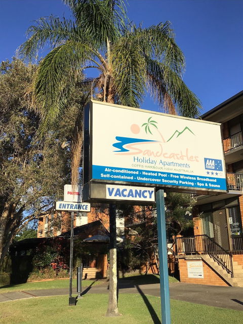 Sandcastles Holiday Apartments - Holiday Adelaide 1