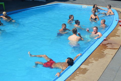 Youth Shack Backpackers - Hostel - Holiday Adelaide 6