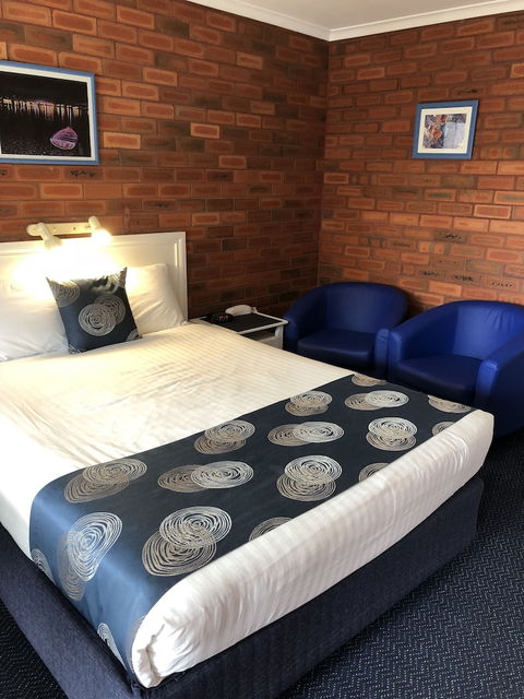 Pelican Motor Inn - Holiday Adelaide 6