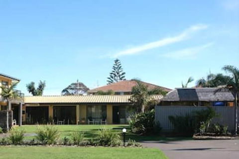 Admirals Lodge - Holiday Adelaide 1