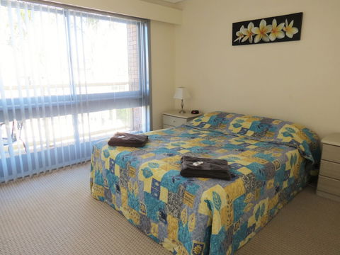 Chapman Court Holiday Units - Holiday Adelaide 0