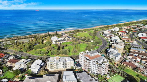 Beachside Resort - Kawana Waters - Holiday Adelaide 2