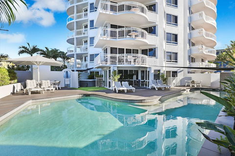 Beachside Resort - Kawana Waters - Holiday Adelaide 3