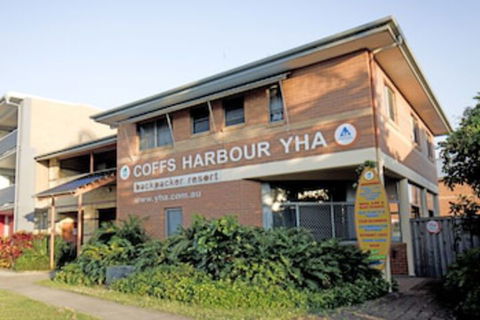 Coffs Harbour YHA Hostel / Backpackers - Holiday Adelaide 0