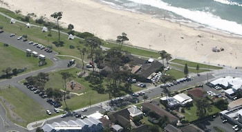 Breakers Apartments Mollymook - Holiday Adelaide 0