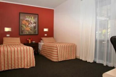 Whale Motor Inn And Restaurant - Holiday Adelaide 6