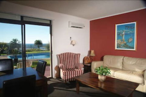 Whale Motor Inn And Restaurant - Holiday Adelaide 3