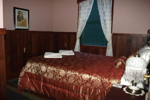 Pemberton Old Picture Theatre Holiday Apartments - Holiday Adelaide 4