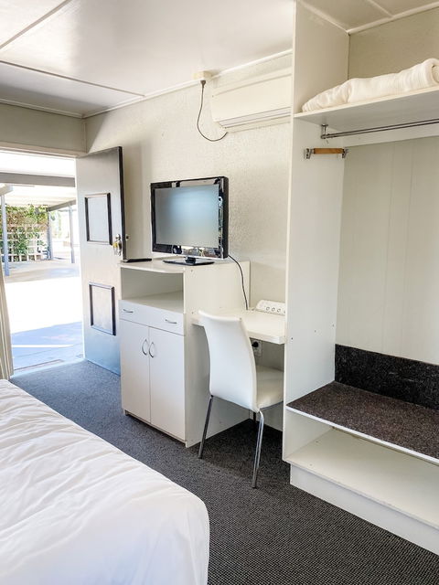 Pacific Sun Motor Inn Bargara - Holiday Adelaide 1