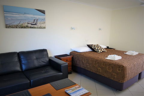 Pacific Palms Motor Inn - Holiday Adelaide 3