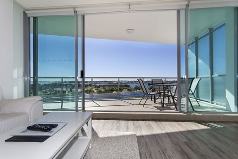 Brighton On Broadwater Shores - Holiday Adelaide 4