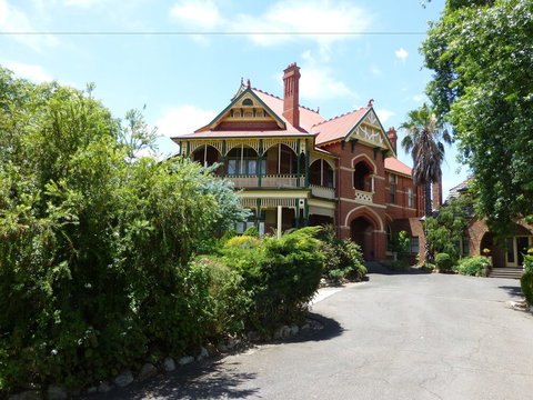 Langley Hall - Holiday Adelaide 1