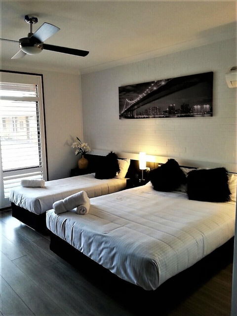 Kurri Motor Inn - Holiday Adelaide 0