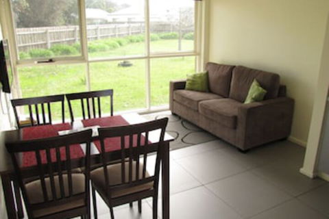 Motel Traralgon - Holiday Adelaide 0