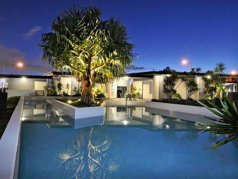 Story Apartments - Kangaroo Point - Holiday Adelaide 1