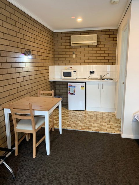 Albury City Motel - Holiday Adelaide 6