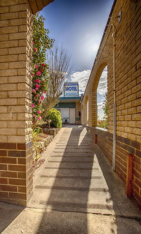 Hi Way Eight Motor Inn - Holiday Adelaide 2