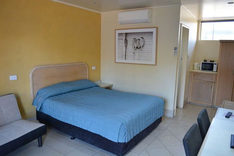 Chelsea Motor Inn - Holiday Adelaide 6