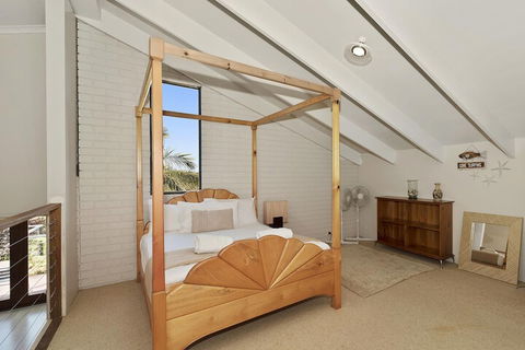McAuleys Beach House - Holiday Adelaide 4