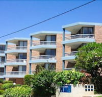 Sea Point Ocean Apartments - Holiday Adelaide