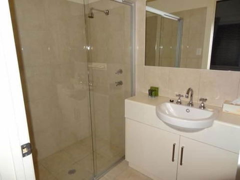 Hahndorf Oak Tree Cottages - Holiday Adelaide 3