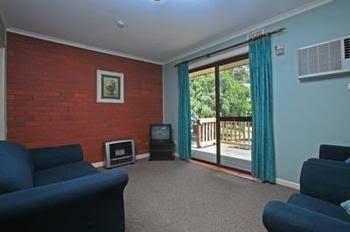Kingsway Holiday Flats & Gariwerd House. - Holiday Adelaide 0