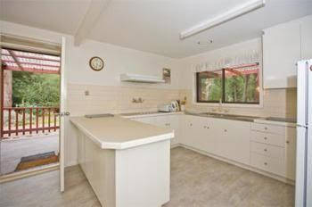 Kingsway Holiday Flats & Gariwerd House. - Holiday Adelaide 5