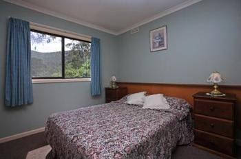 Kingsway Holiday Flats & Gariwerd House. - Holiday Adelaide 1