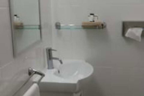 Jumbuck Motor Inn - Holiday Adelaide 7