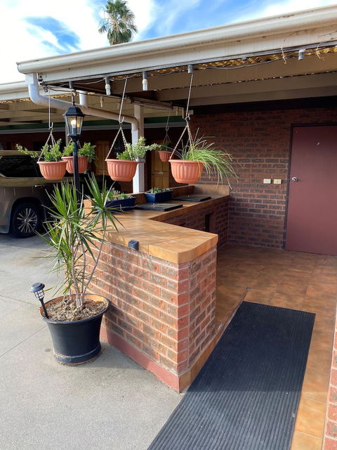 Elm Court Motel - Holiday Adelaide 6