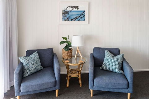 Mollymook Seascape Motel & Apartments - Holiday Adelaide 1