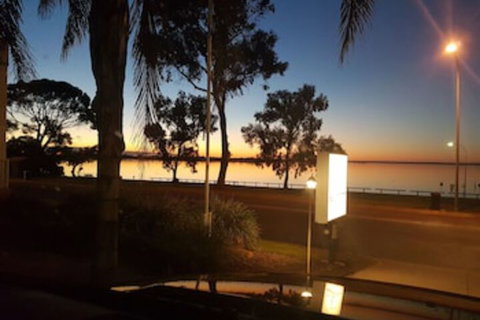 Barmera Lake Resort Motel - Holiday Adelaide 0