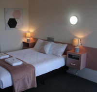 Caloundra Suncourt Motel - Holiday Adelaide