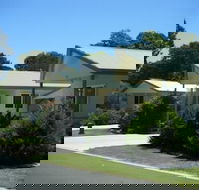 Pepper Tree Cabins - Holiday Adelaide