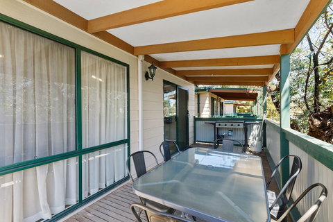 High Country Holiday Park - Holiday Adelaide 0