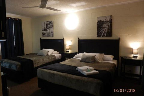 Flying Spur Motel - Holiday Adelaide 7