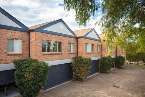 Beaches Apartments Merimbula - Holiday Adelaide 2