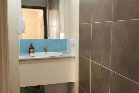 Flashpackers Hervey Bay Hostel - Holiday Adelaide 4