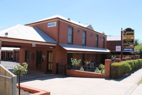 Bendigo Goldfields Motor Inn - Holiday Adelaide 0