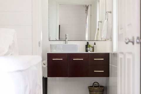 Aaloka Bay - Holiday Adelaide 7