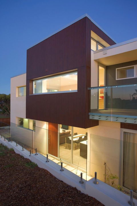 Alouarn Apartment 2 - Holiday Adelaide 0